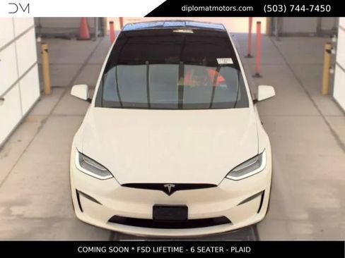 Used 2022 Tesla Model X Plaid AWD/4WD image 2