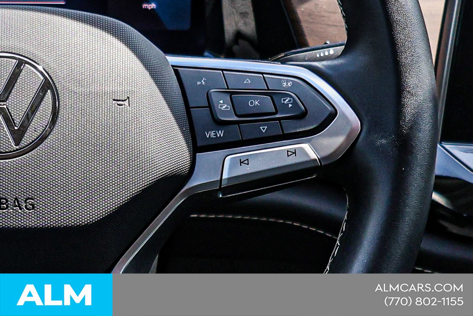 Used 2025 Volkswagen Atlas SE FWD image 27