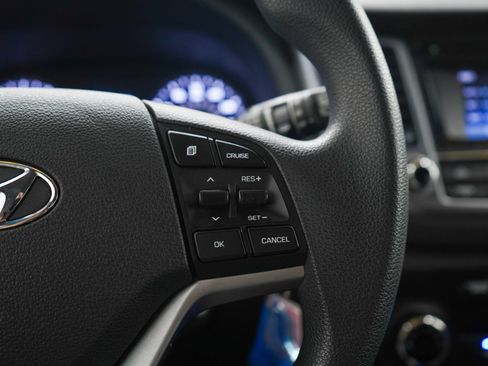 Used 2017 Hyundai Tucson SE FWD image 25