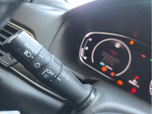 Used 2018 Honda Accord Sport image 29