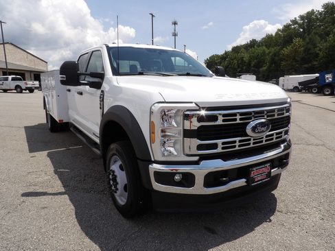 Used 2024 Ford F550 4x4 Crew Cab Super Duty w/ XLT Value Package image 11