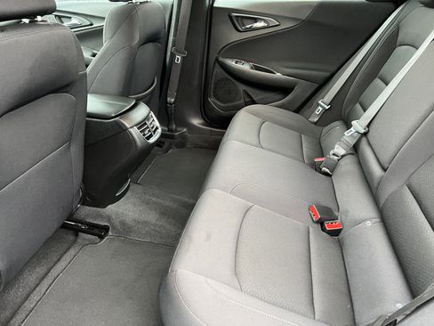 Used 2023 Chevrolet Malibu LT image 15