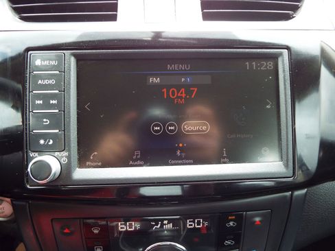 Used 2019 Nissan Sentra SV image 16