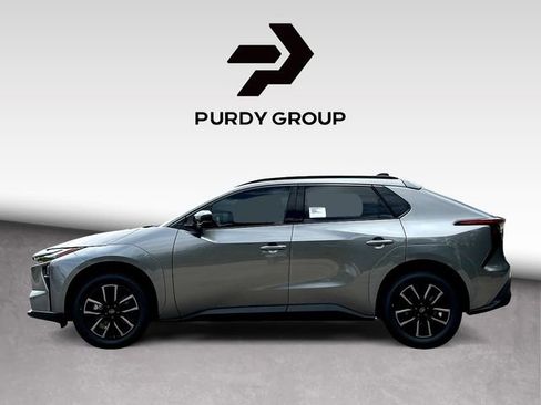 New 2026 Toyota bZ FWD image 5