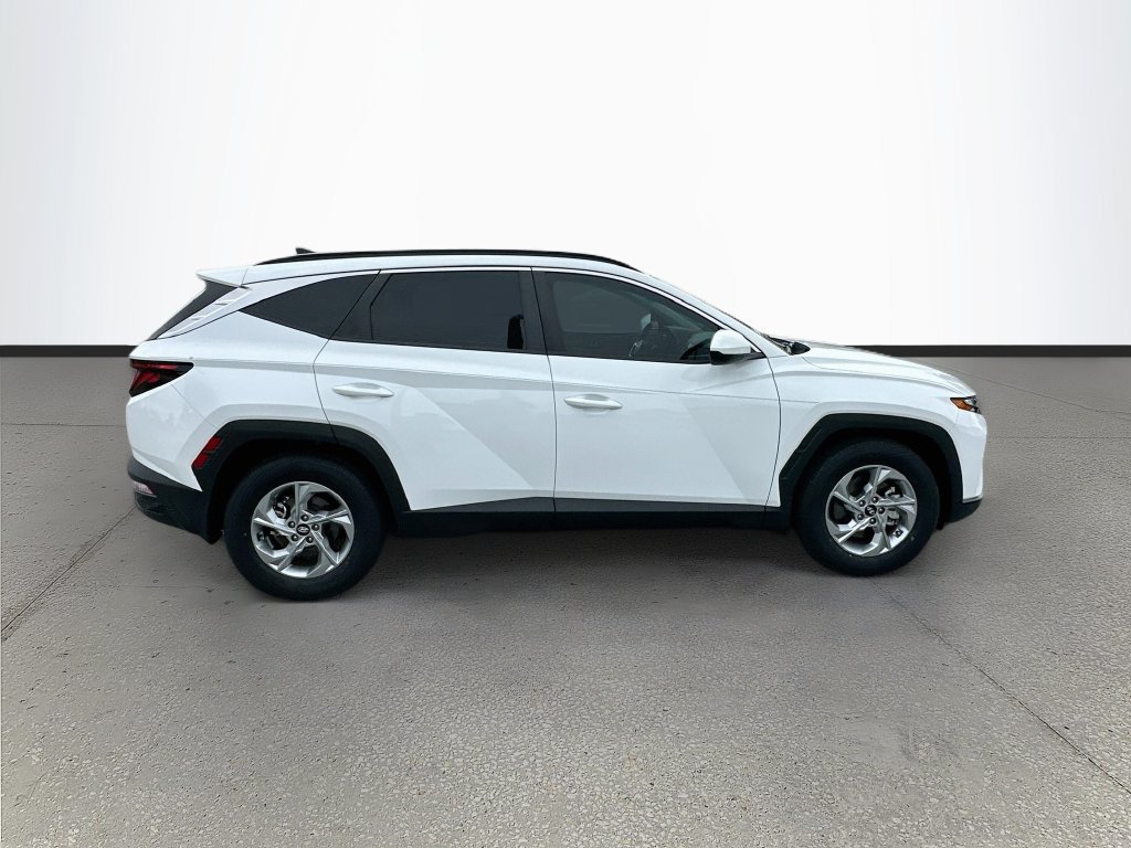 Used 2024 Hyundai Tucson SEL FWD image 8
