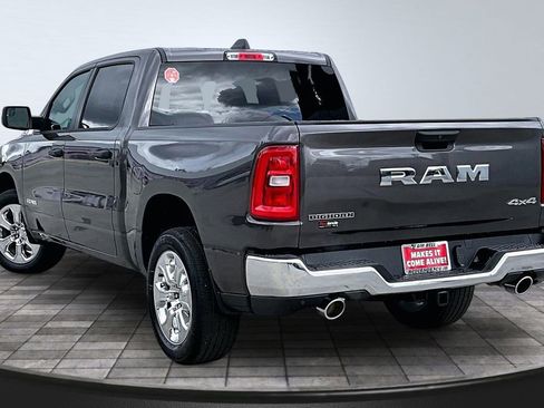 New 2026 RAM 1500 4x4 Crew Cab image 21