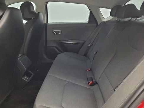 Used 2025 Kia K4 FWD image 18