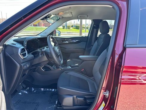 Certified 2025 Chevrolet TrailBlazer LT AWD/4WD image 16
