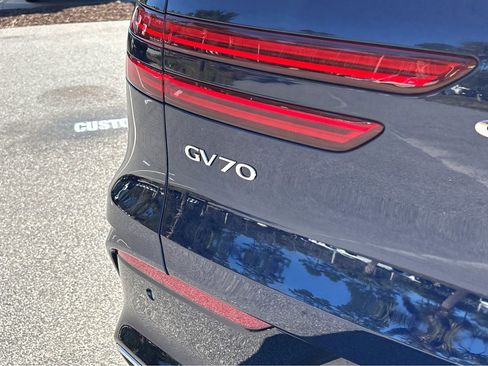 New 2026 Genesis GV70 2.5T Sport Prestige AWD/4WD image 33