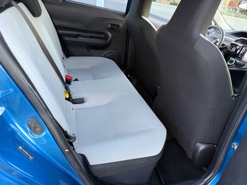 Used 2018 Toyota Prius C One image 20