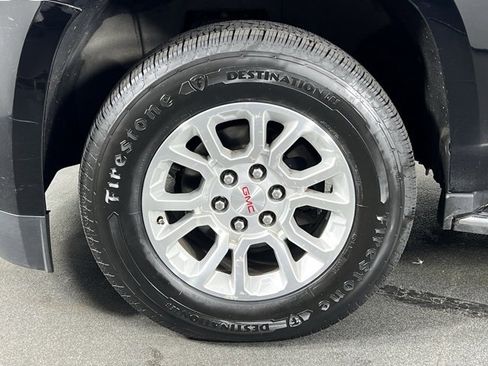 Used 2019 GMC Yukon SLT image 29