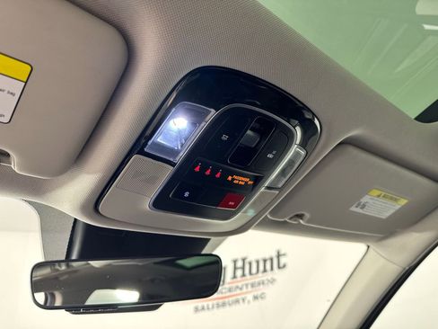 Used 2024 Hyundai Tucson Limited image 25