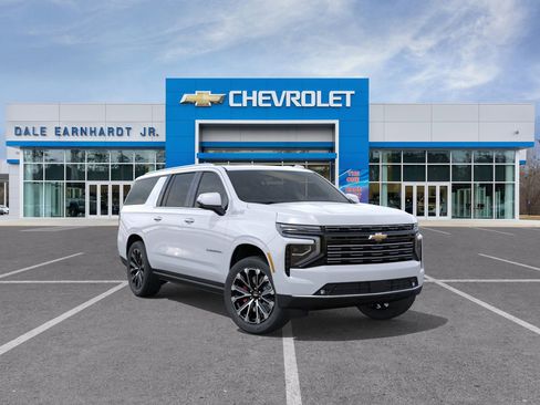 New 2026 Chevrolet Suburban High Country image 2