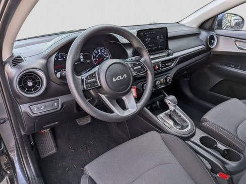 Certified 2023 Kia Forte LXS w/ LXS Technology Package FWD image 12