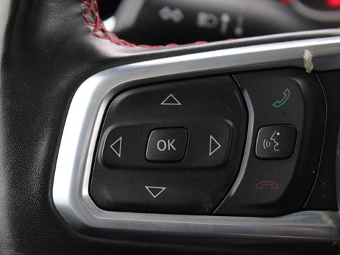 Used 2022 Jeep Wrangler Unlimited Rubicon w/ Cold Weather Group image 28