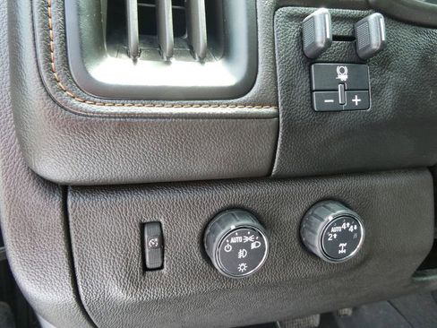 Certified 2022 GMC Canyon AT4 w/ Trailering Package AWD/4WD image 28