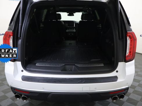 Certified 2023 GMC Yukon XL Denali AWD/4WD image 9