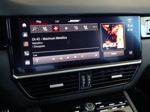 Certified 2023 Porsche Cayenne S image 17