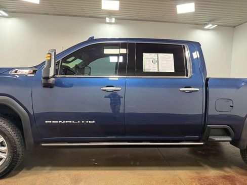 Used 2023 GMC Sierra 2500 Denali w/ Denali Ultimate Package AWD/4WD image 38