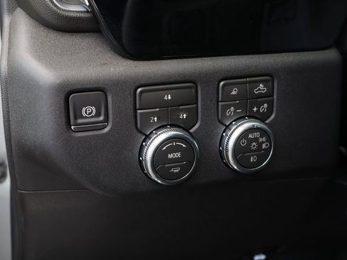 New 2026 GMC Sierra 3500 SLE w/ SLE Convenience Package AWD/4WD image 9