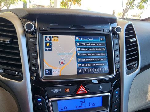 Used 2013 Hyundai Elantra GT w/ Tech Pkg FWD image 28