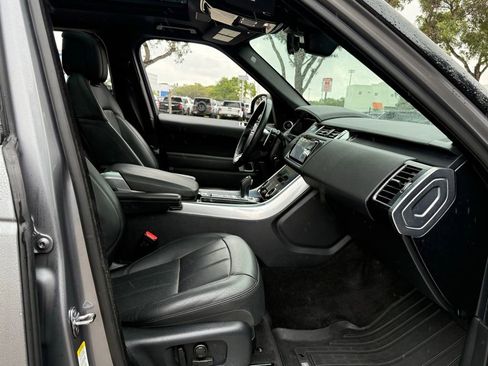 Used 2022 Land Rover Range Rover Sport HSE Silver Edition image 44