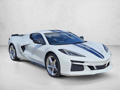 Used 2024 Chevrolet Corvette E-Ray w/ ZER Performance Package AWD/4WD image 3