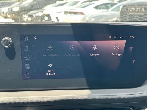 Used 2024 Buick Envista Preferred w/ Advanced Safety Package FWD image 28