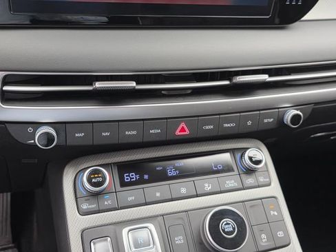 Used 2025 Hyundai Palisade SEL FWD image 31
