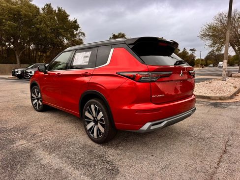 New 2026 Mitsubishi Outlander SEL FWD image 5