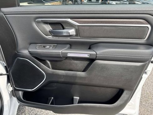 Used 2025 RAM 1500 Laramie image 15