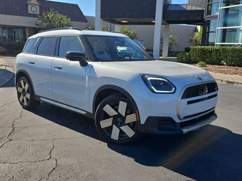 Certified 2025 MINI Cooper Countryman S image 28