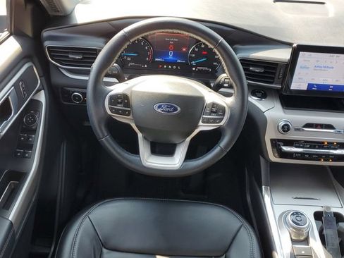Certified 2023 Ford Explorer XLT w/ Equipment Group 202A AWD/4WD image 33