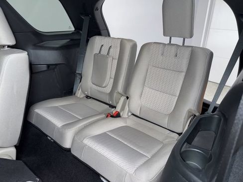 Used 2019 Ford Explorer 4WD w/ Class III Trailer Tow Package image 26