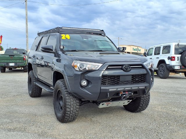 Used 2024 Toyota 4Runner TRD Off-Road Premium w/ Moonroof Package AWD/4WD image 26