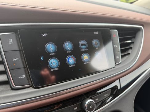 Used 2018 Buick Enclave Avenir w/ Avenir Technology Package image 18