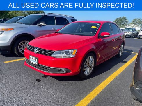 Used 2013 Volkswagen Jetta TDI FWD image 2