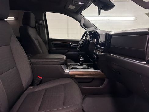 Used 2023 Chevrolet Silverado 1500 LT Trail Boss w/ Protection Package AWD/4WD image 29