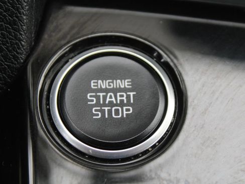 Certified 2023 Kia Sportage EX image 32