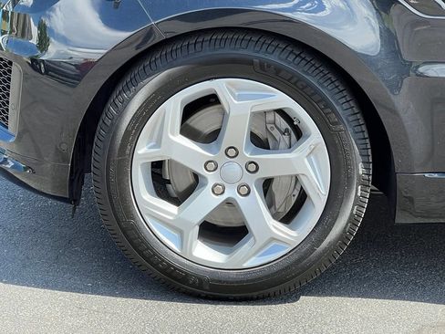 Used 2018 Land Rover Range Rover Sport HSE AWD/4WD image 13