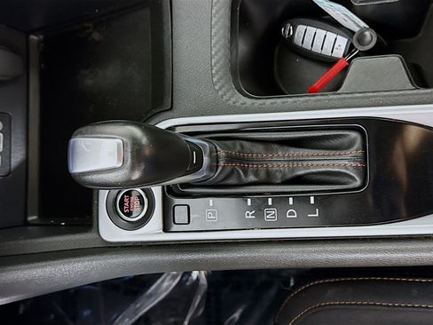 Used 2023 Nissan Sentra SR w/ Midnight Edition Package FWD image 20
