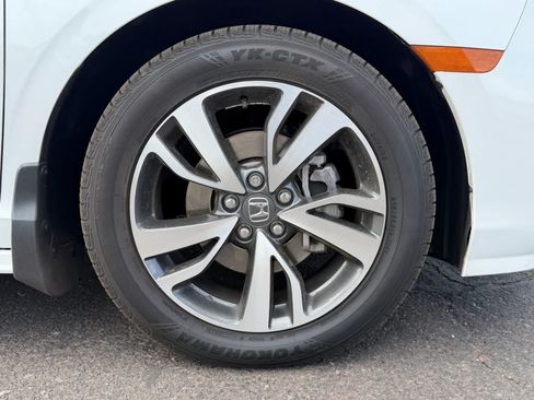 Used 2022 Honda Odyssey Touring image 10