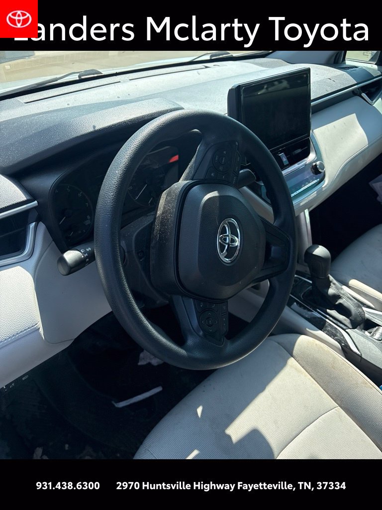 Used 2024 Toyota Corolla Cross L FWD image 9