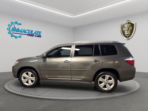 Used 2010 Toyota Highlander Limited image 2