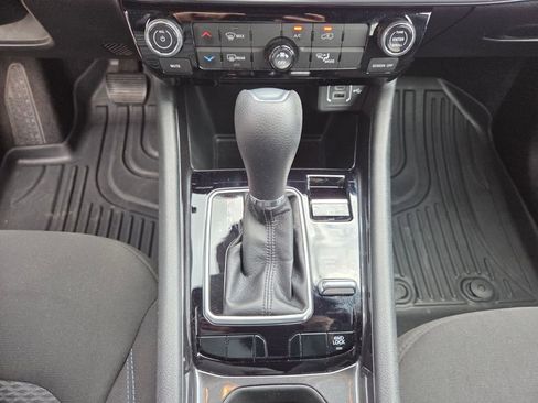 Used 2025 Jeep Compass Sport AWD/4WD image 30