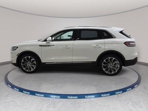 Used 2022 Lincoln Nautilus Reserve w/ Equipment Group 201A AWD/4WD image 8