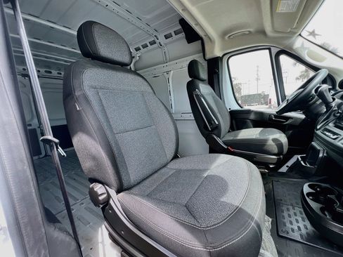 Used 2026 RAM ProMaster 2500 FWD image 31