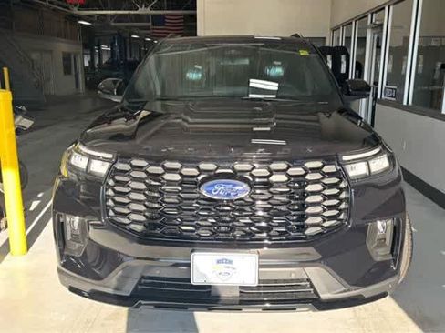New 2025 Ford Explorer ST-Line w/ Premium Package image 2