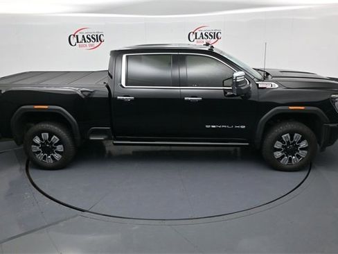 Used 2024 GMC Sierra 2500 Denali w/ Denali Reserve Package image 21