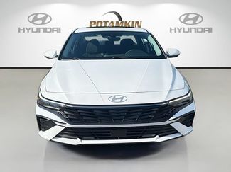 Certified 2025 Hyundai Elantra SEL FWD video 2